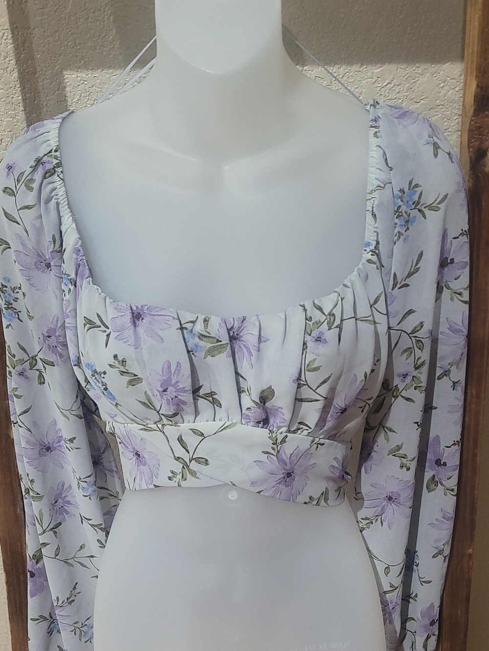 Timing Lavender Floral Long Sleeve Cropped Top